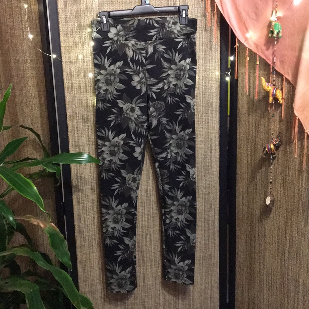 Floral leggings